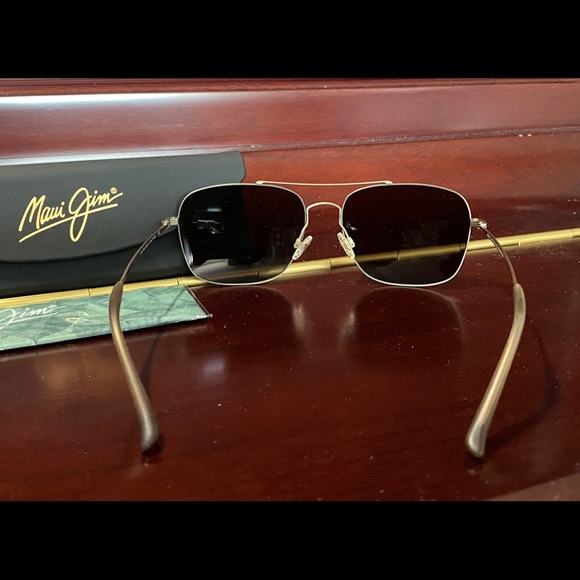 Mauijim Lava Tube Polarized Aviator Sunglasses - Picture 3 of 5